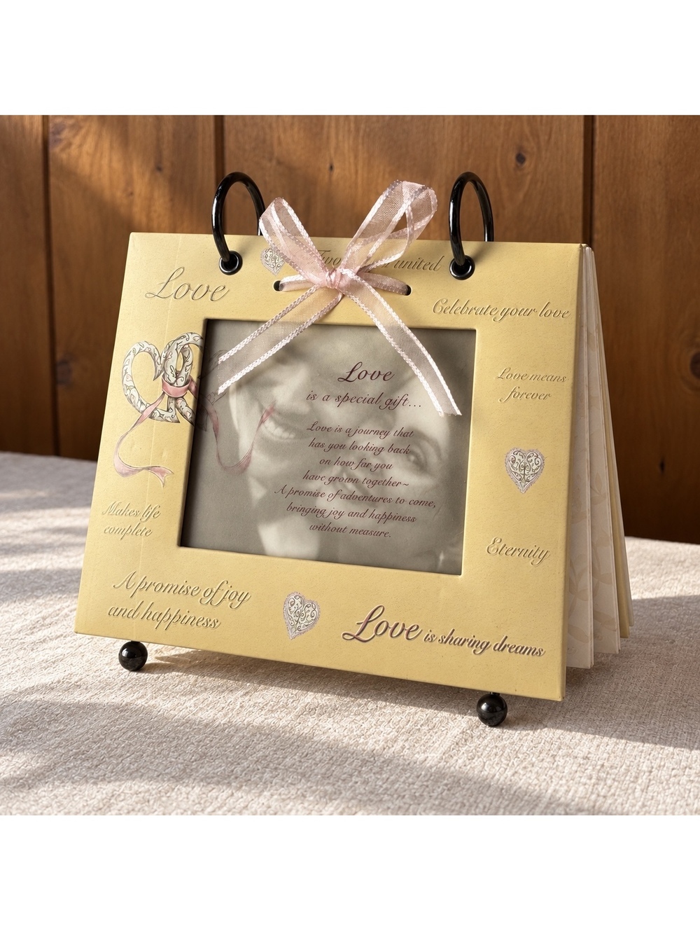 Love Photo Album KeepFrame 2006 Tabletop Flip Album With Display Frame